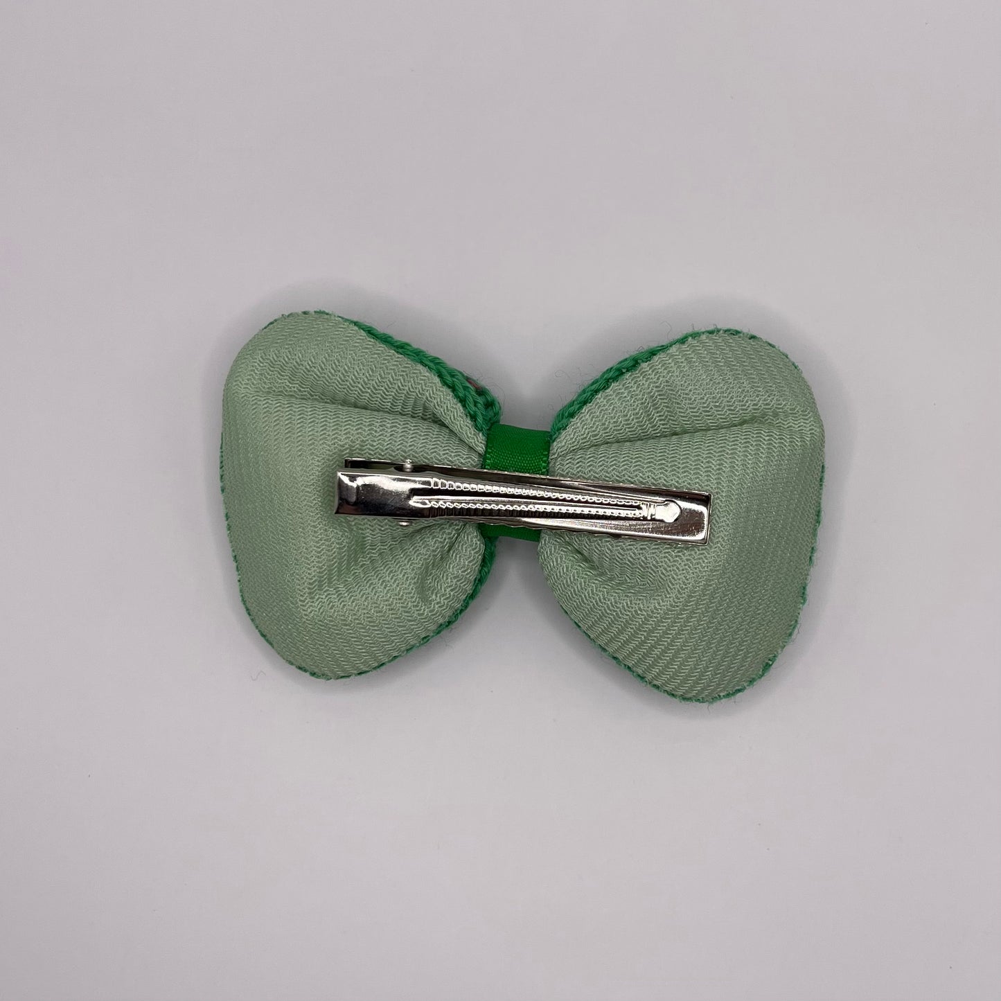 Green bow